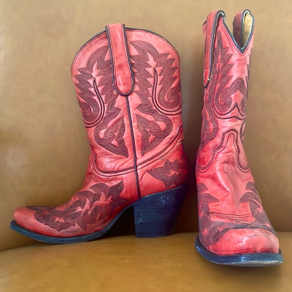 Corral Red cowboy boots